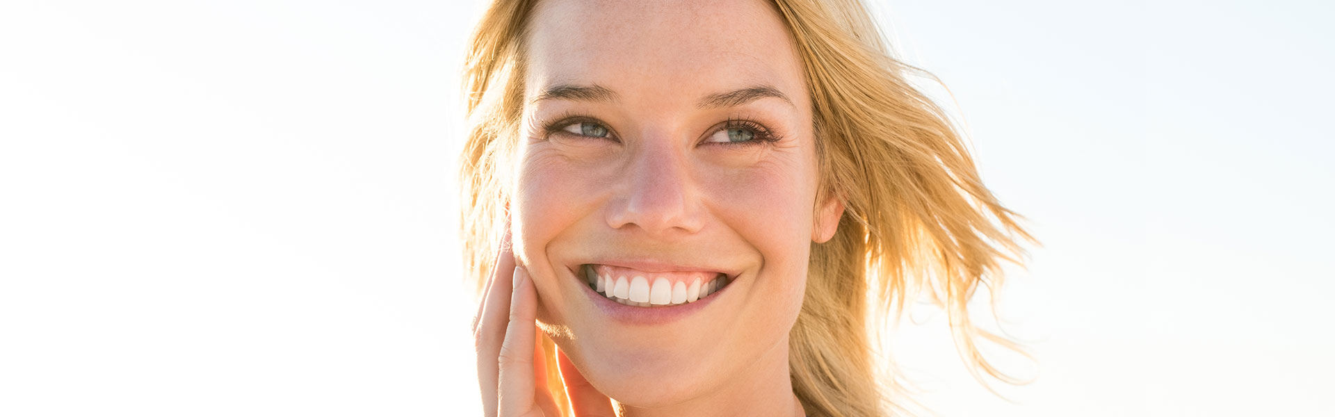 Top 3 Reasons to Straighten Your Teeth in Illinois Dr. Ahmad Zaidi Distinctive Dental Care